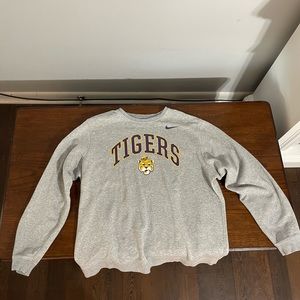 Men’s Nike LSU sweatshirt